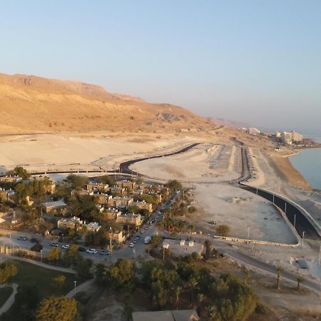Ein Bokek Rooms To Rent Neve Zohar Exteriör bild
